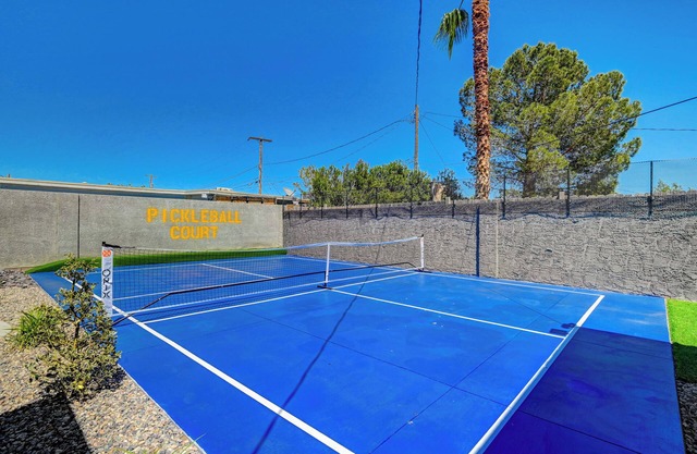 Las Vegas Pickleball Getaway with a Pool.