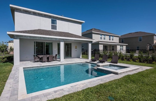 Last Minute Disney! Private Pool, Hot Tub & Themed Bedrooms. Book Now! #91365