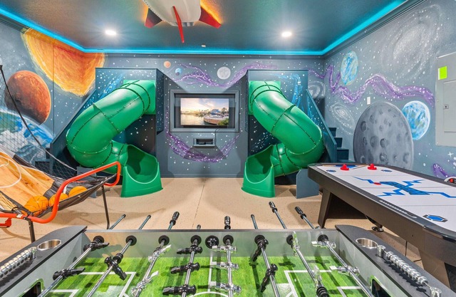 Last Minute Disney! Private Pool, Hot Tub, Game Room & Themed Bedrooms. Book Now! #103477