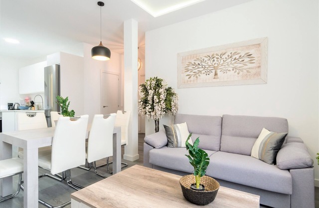 Latina XII apartment in Madrid