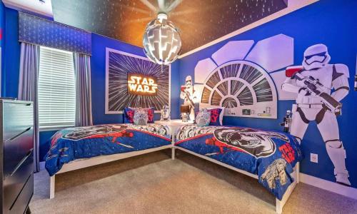 Lavish 8 Bdrm Villa With Themed Bedrooms at Encore