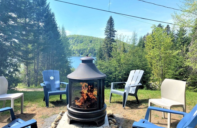 Le2140, Chalet rustique avec plage au Lac Sarrazin