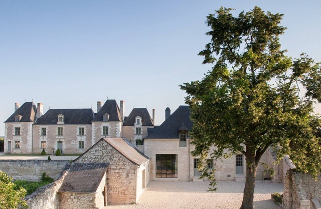 Le Clos Lumiere - Four Bedroom Villa, Sleeps 8