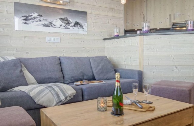 Le Curling B (Val Claret) by Interhome