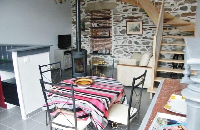Le gîte d'Emi APARTMENT 3* AT THE CROSSROADS OF THE VALLEYS