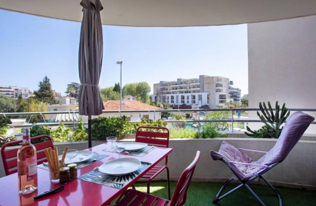 Le Lagon Bleu by Interhome