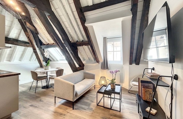 Le Laurencin Sens - In the heart of town, in a quiet area - Le Comble (2 bedrooms)