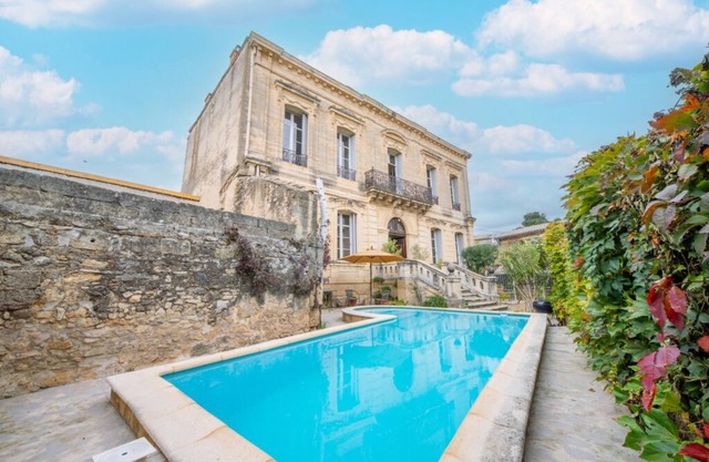 LE MANOIR DU BELVÉDÈRE - SWIMMING POOL/FOOTBOOKING/BILLIARDS