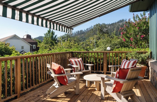 Le Petit Pali St. Helena