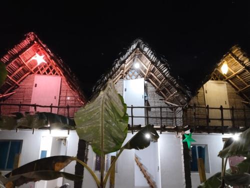 Le pondy cottages