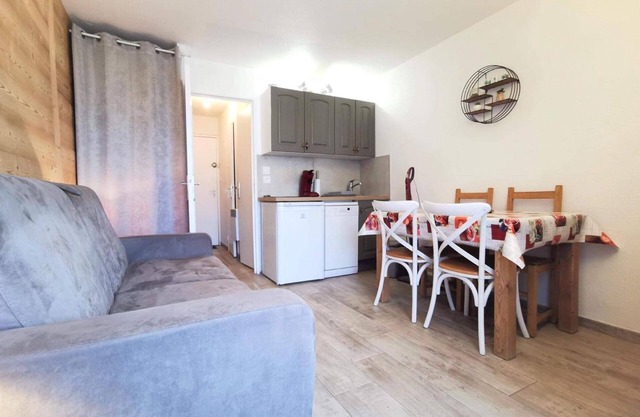 Le Septimontain – Balcony, Parking & Wi-Fi