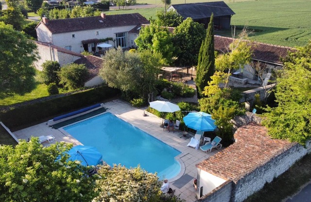 Le Tuffeau Retreat: Charm in Loire