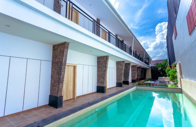 Lega Legi Town House Seminyak by The Lavana
