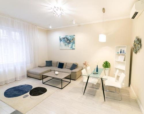Lerissa Buda Residence