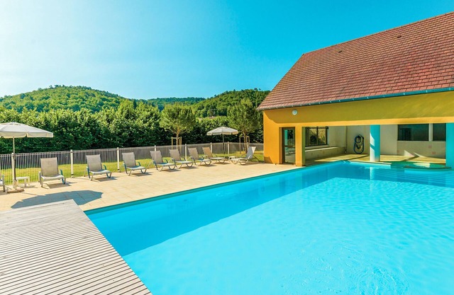 Les Bastides de Lascaux M.8X by Interhome