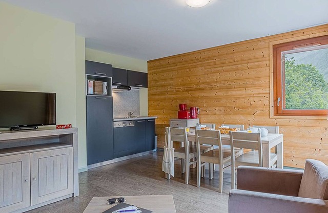 Les Epinettes by Interhome