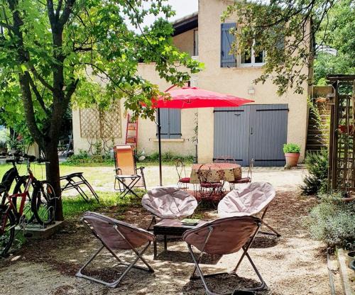 Les Marronniers Charmant petit appartement a La Tour d'Aigues Vaucluse
