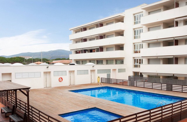 Les Suredes by Interhome