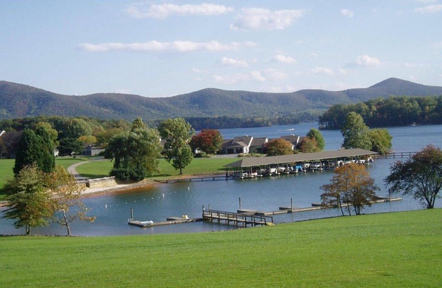 Libby's Lake View on Smith Mountain Lake