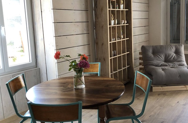 LIKE AT HOME 5 bedrooms sleeps 18 FREE BREAKFAST MEAL POSSIBLE 10/13€