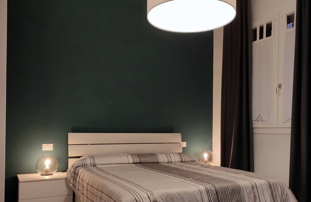 Lilbohouse - One Bedroom Apartment, Sleeps 4