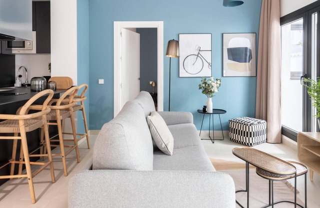 limehome Sevilla Torcuato L. d. Tena | Family Apt