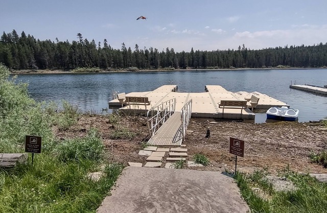 Limelight Lodge-Waterfront-Boat Dock-WiFi