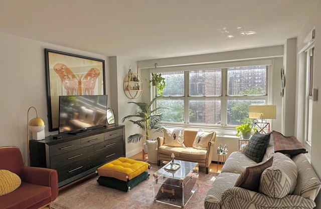 Lincoln Center Oasis - Luxury Apartment