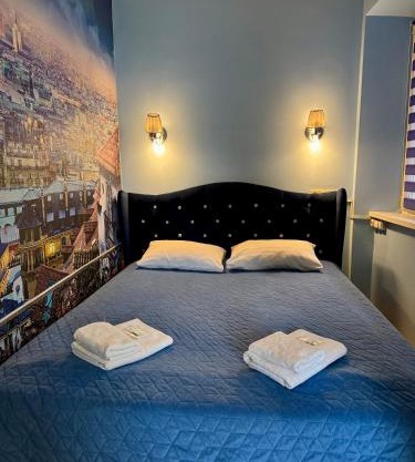 Little Paris Apartment