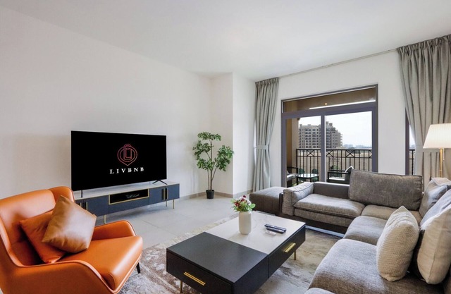 Livbnb Suites - Neat 2 Bedroom Suite Near Burj Al Arab