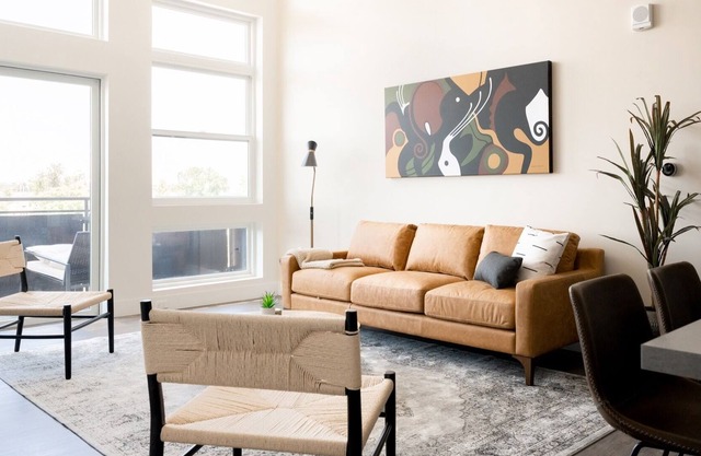 Livin’ La Vida Penthouse Loft | Espadín LoHi