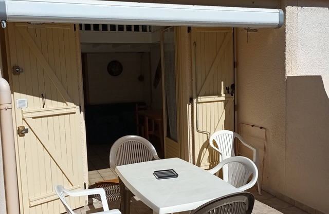 Location au Pied du lac Marin T2 Port Leucate