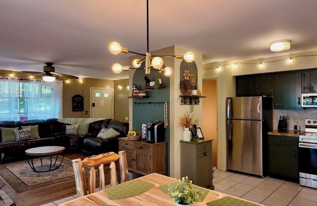 Lodge - Hot Tub - Pet Friendly
