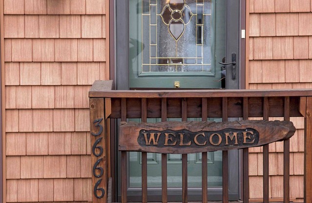 Lodge on Lamoka Guest House