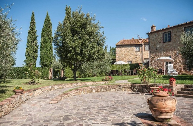 Lodging in Montaione,pool,children pool,quiet location,children friendly, sl3