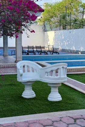 Loft Omega para 2 personas con piscina y billar