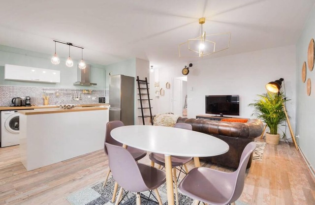 Logement avec parking privatif au pied du tram
