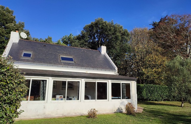 Logement Locatif à Belle-ile : Maison Avec Jardin Partagé