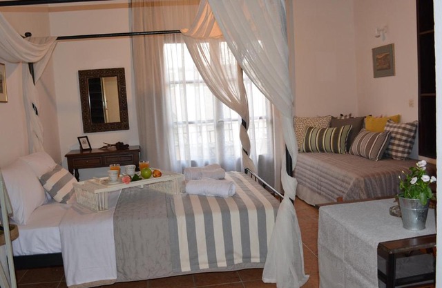 Loggia Traditional Suites