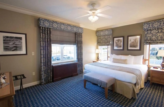 Looking for a quiet, relaxing place to get away? This is the place for you!