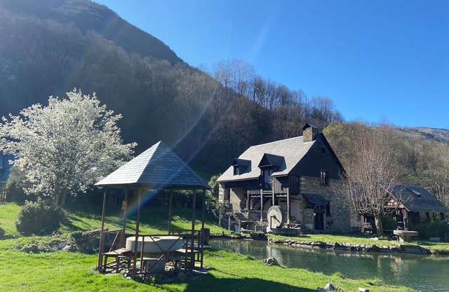 Loudenvielle: Charming apartment on an old water mill - 2 stars rating