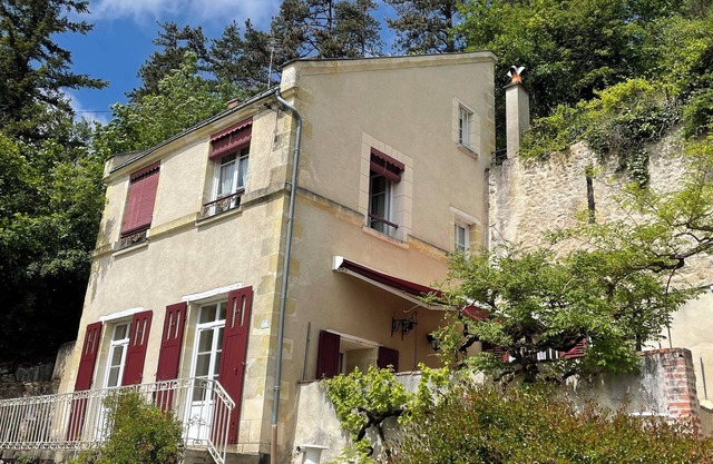 Loue Maison au Coeur des Châteaux de la Loire, Semi-troglodyte, Piscine