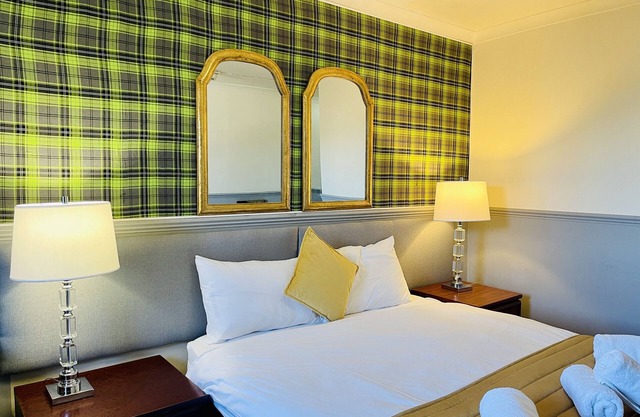 Lovat Hotel