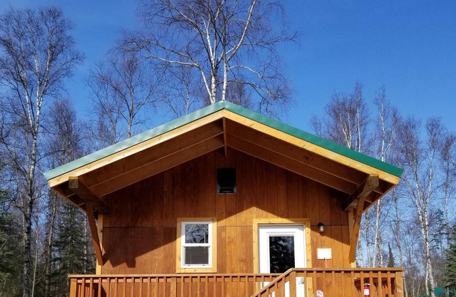 Love-Lee Cabins (#3) offers all of the amenities to make it your 2nd home!