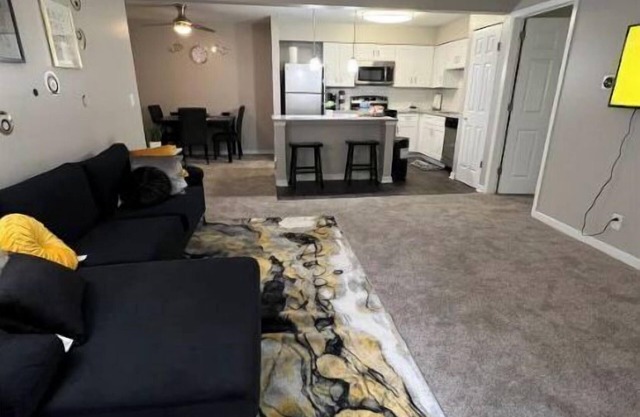 Lovely 2-Bdrm unit with pool. Home away from home.
