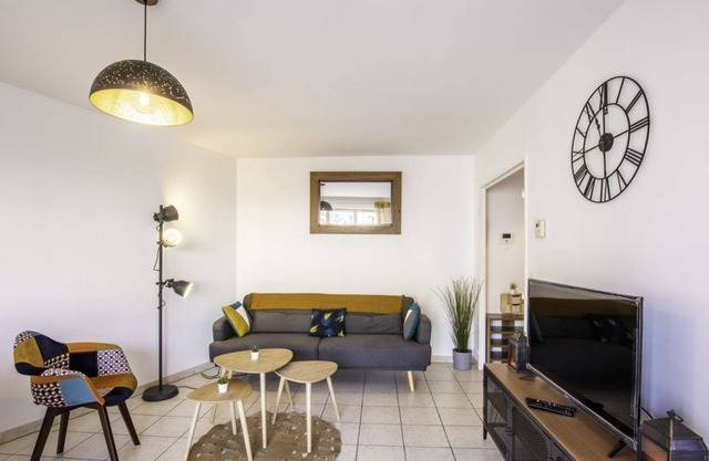 Lovely 2-Bed Apartment in Rouen