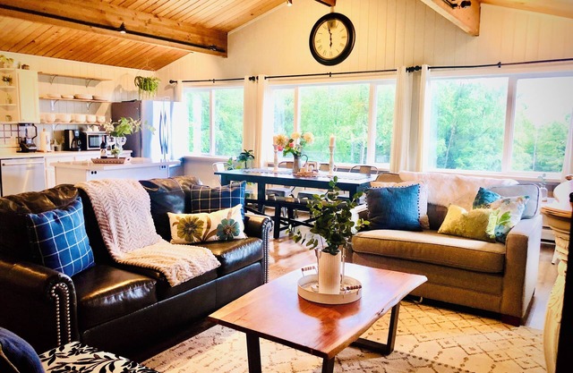 Lovely 3br/2ba Hideaway! Great for Groups & Families! Inlet & Denali Views