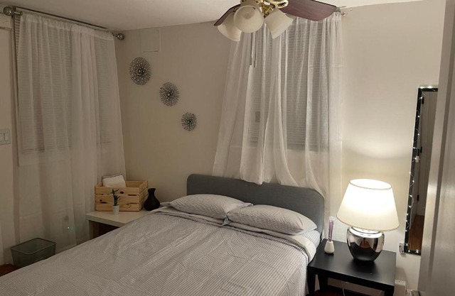 Lovely and comfort 10 min LGA,20 min Manhattan