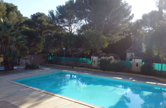 Lovely apartment for 4 guests with pool, A/C, WIFI, TV and terrace