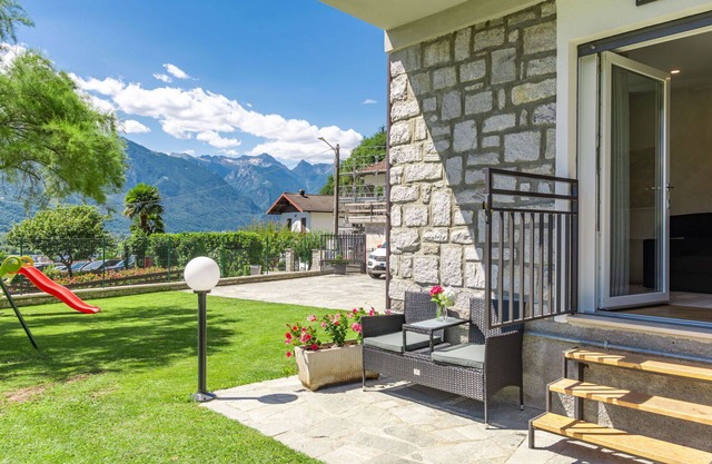 Lovely apartment for 3 guests with WIFI, A/C, TV and patio